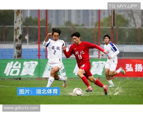 全运会回顾：成都足球队展现出强大实力与团队精神的精彩表现